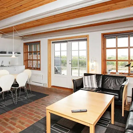 Four-bedroom Holiday In Hvide Sande 3 Norre Lyngvig