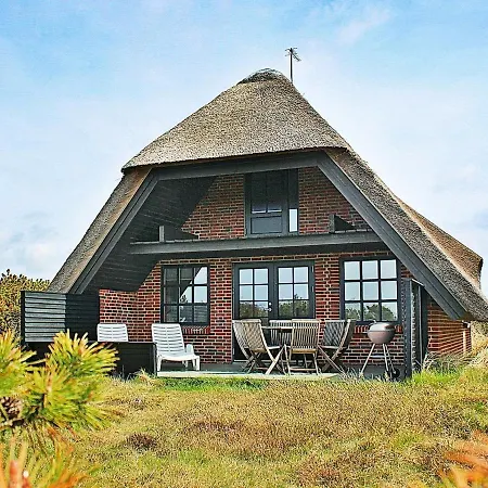 Дом отдыха Four-bedroom Holiday In Hvide Sande 3 Norre Lyngvig