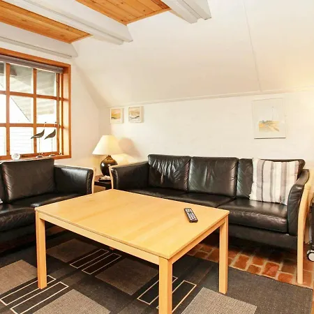 Four-bedroom Holiday In Hvide Sande 3 Дом отдыха *
