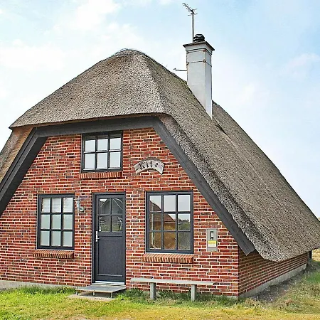 Дом отдыха Four-bedroom Holiday In Hvide Sande 3 Norre Lyngvig